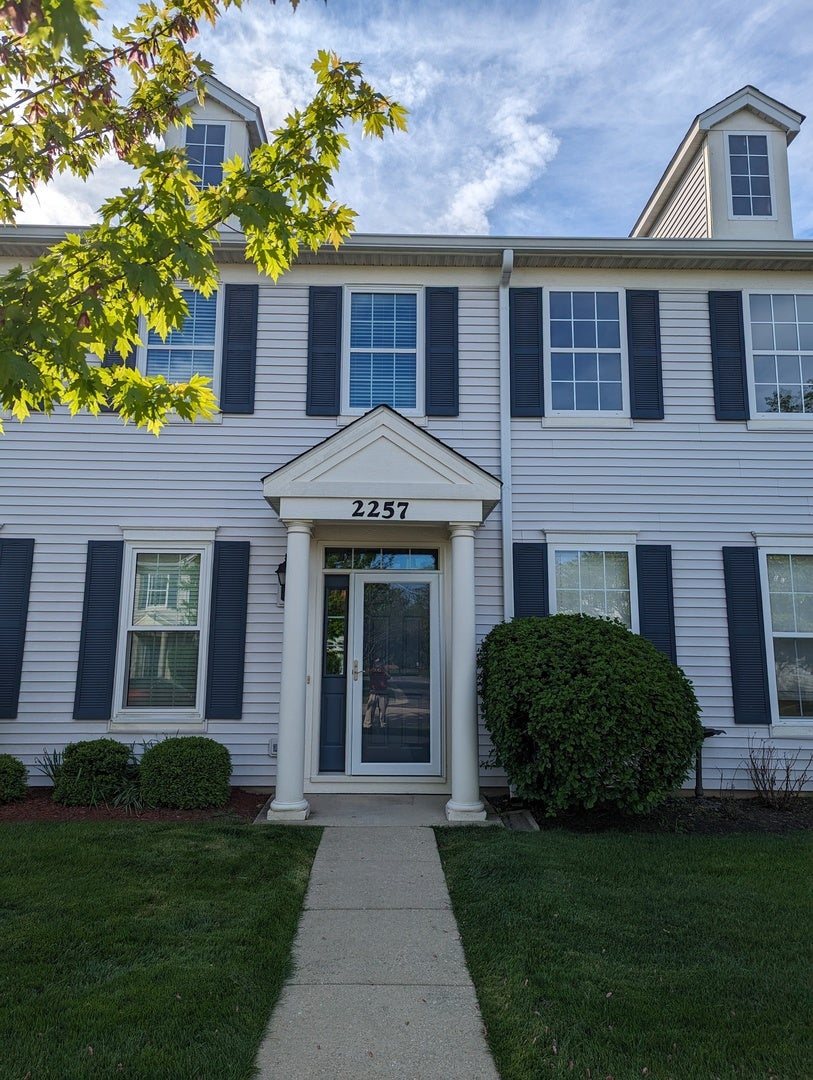 2257 Georgetown Circle — photo