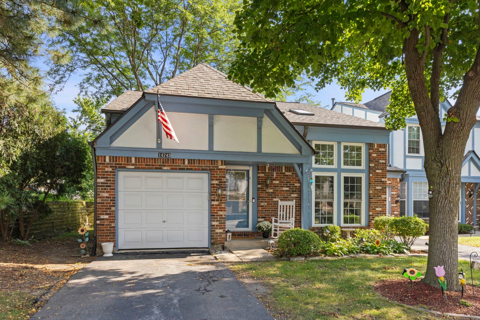 14743 Lakeview Drive — photo