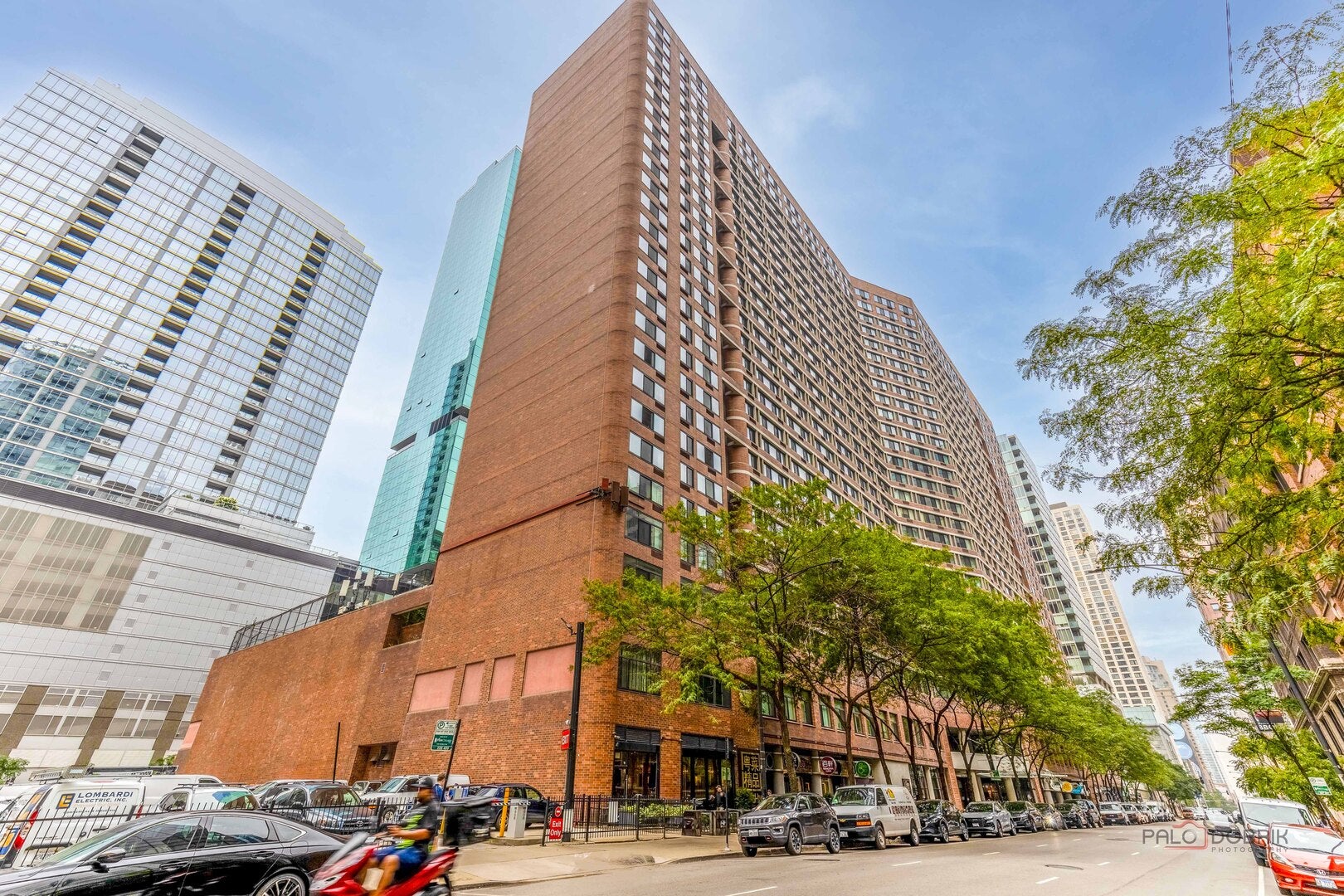 211 E Ohio Street 2015 — photo
