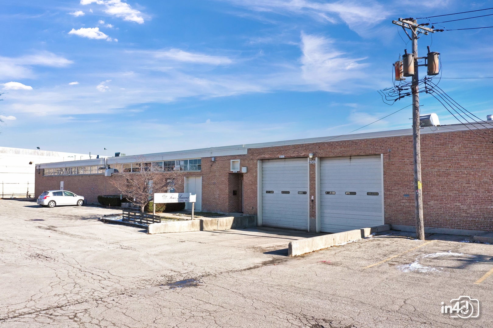 Home in Morton Grove, IL 60053 — photo 3