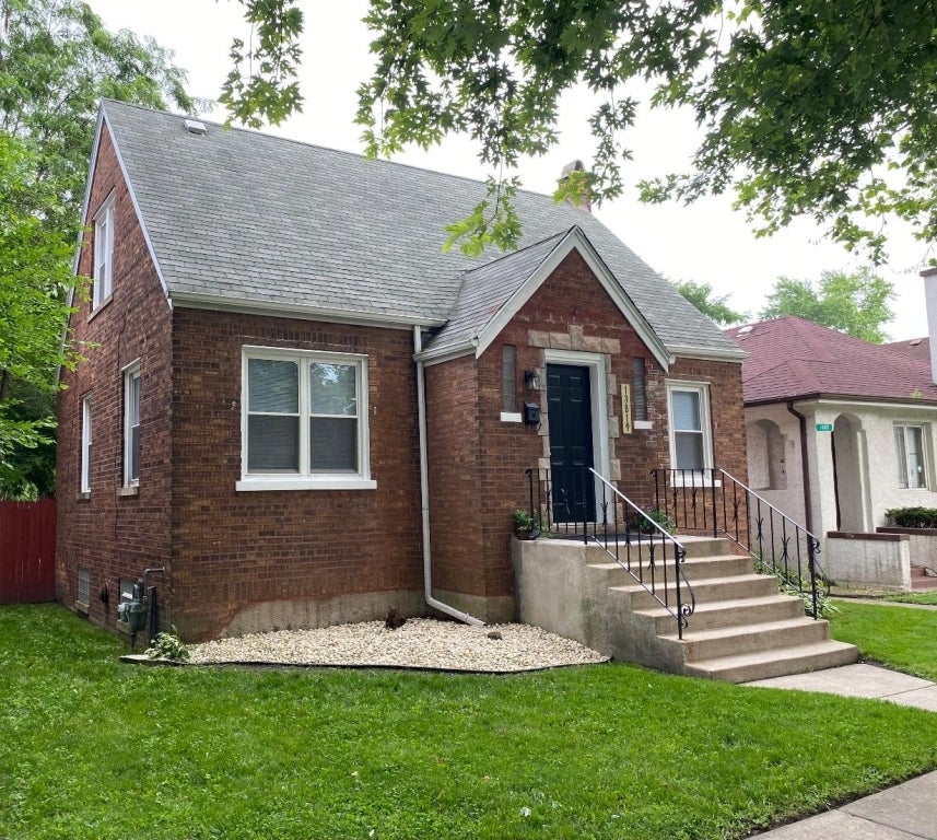13819 S State Street — photo