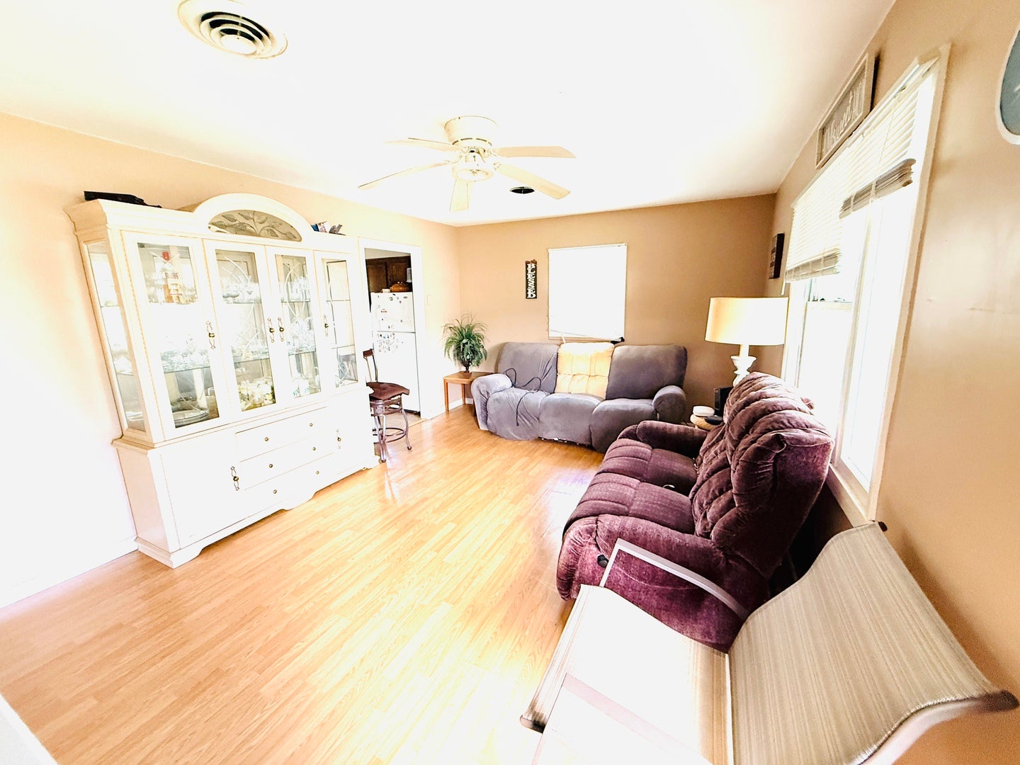 Home in Hoopeston, IL 60942 — photo 2