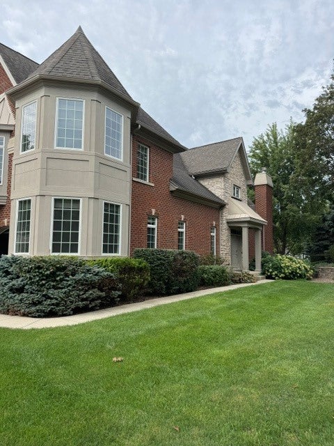 140 Roundtree Court — photo