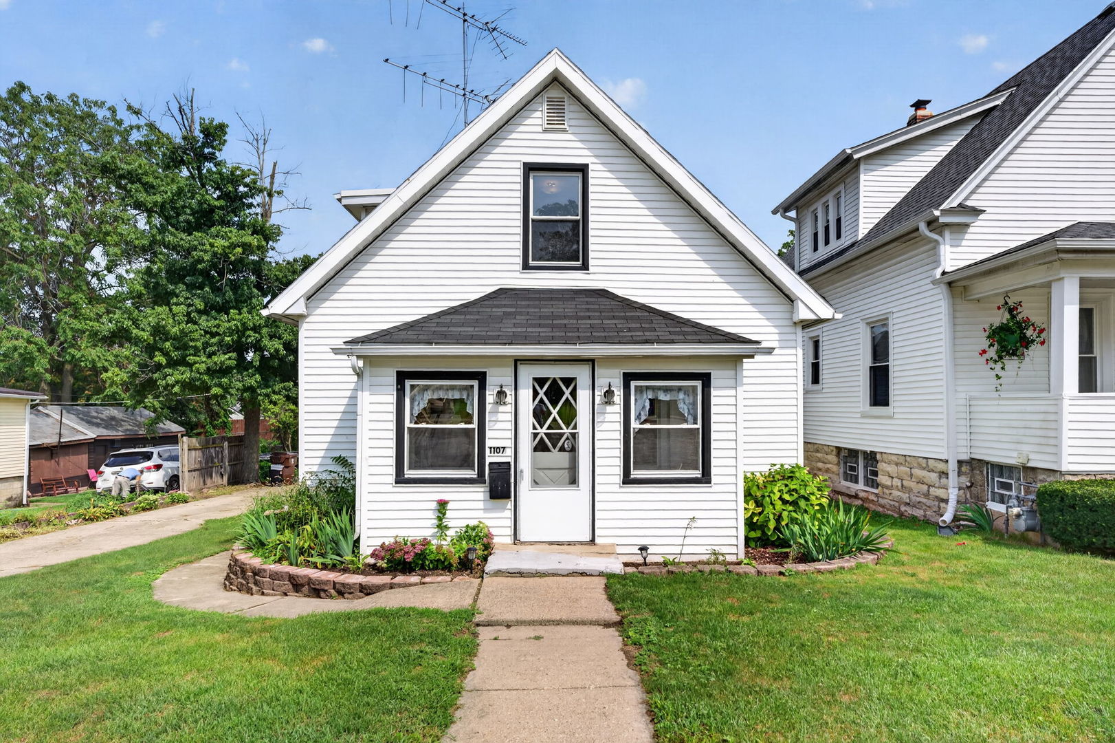 1107 Sterling Avenue — photo