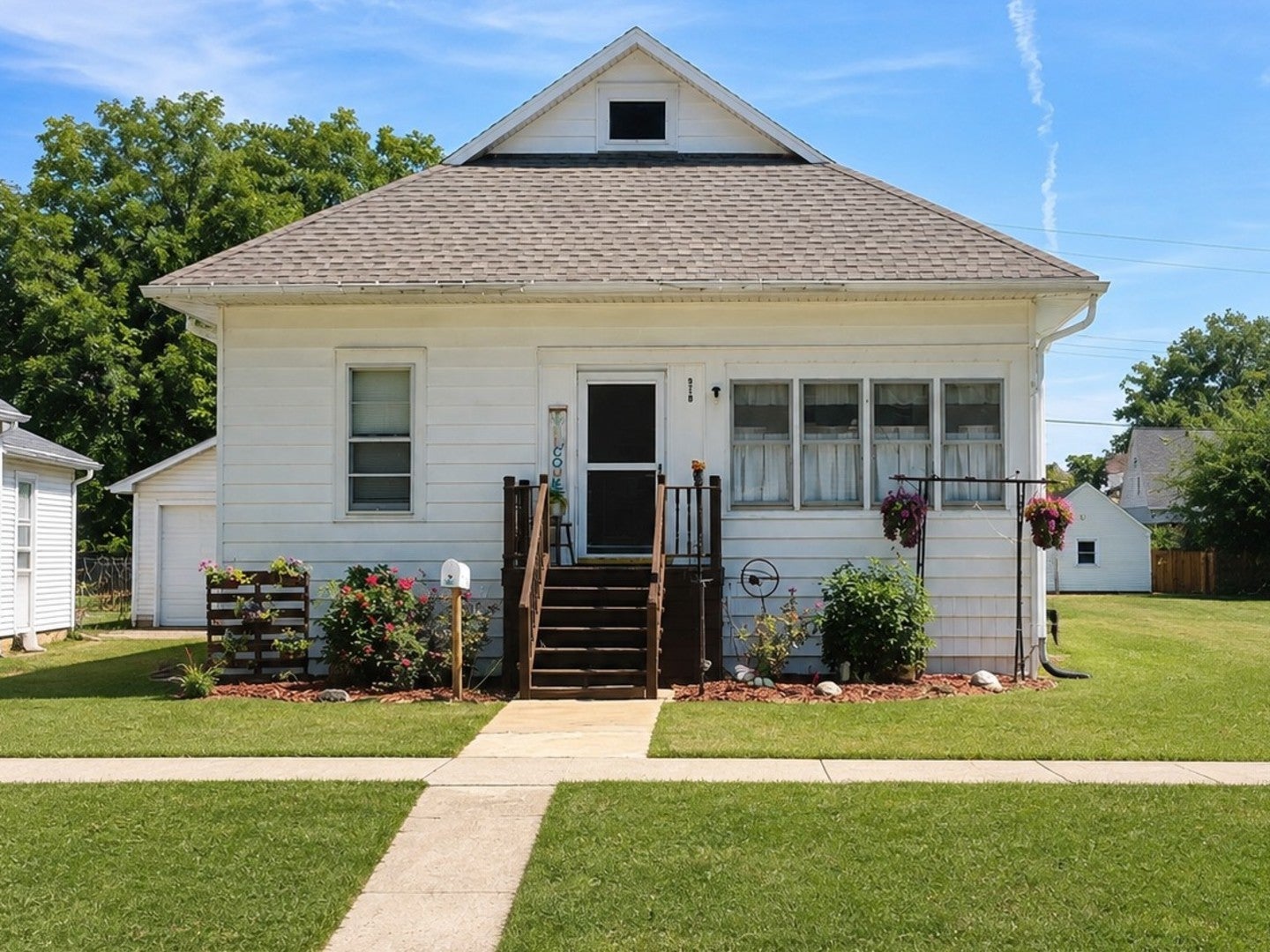 319 S Main Street — photo