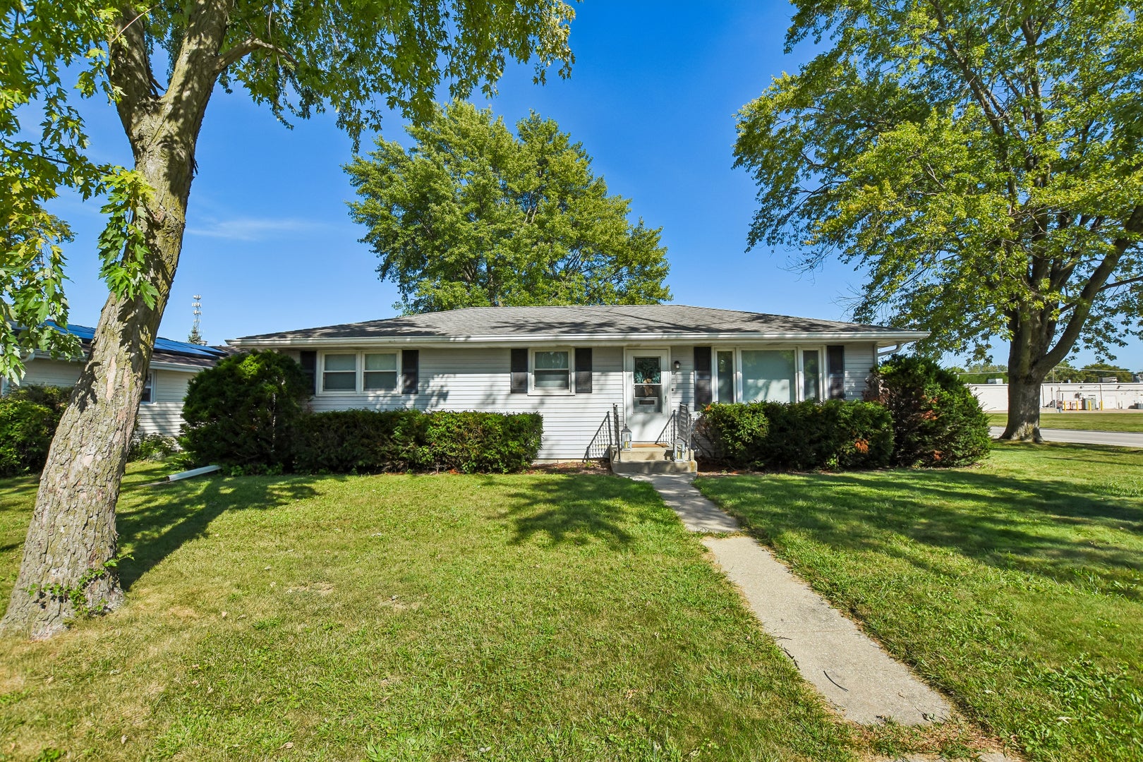 101 Newton Drive — photo