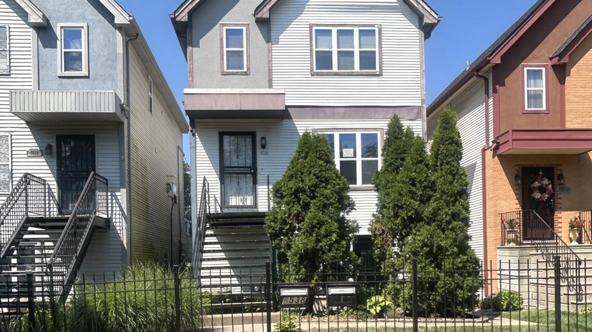 6538 S Kenwood Avenue Grd — photo