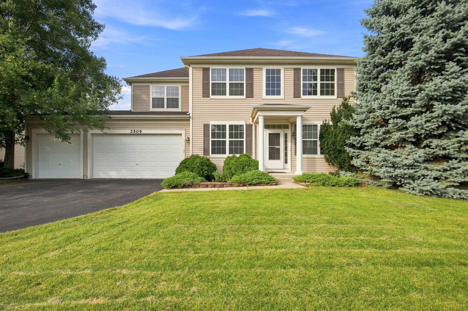 2509 Bluewater Drive — photo