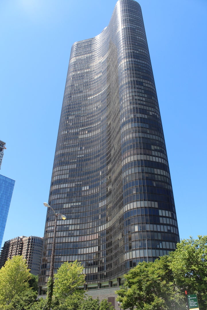 505 N Lake Shore Drive 5904 — photo