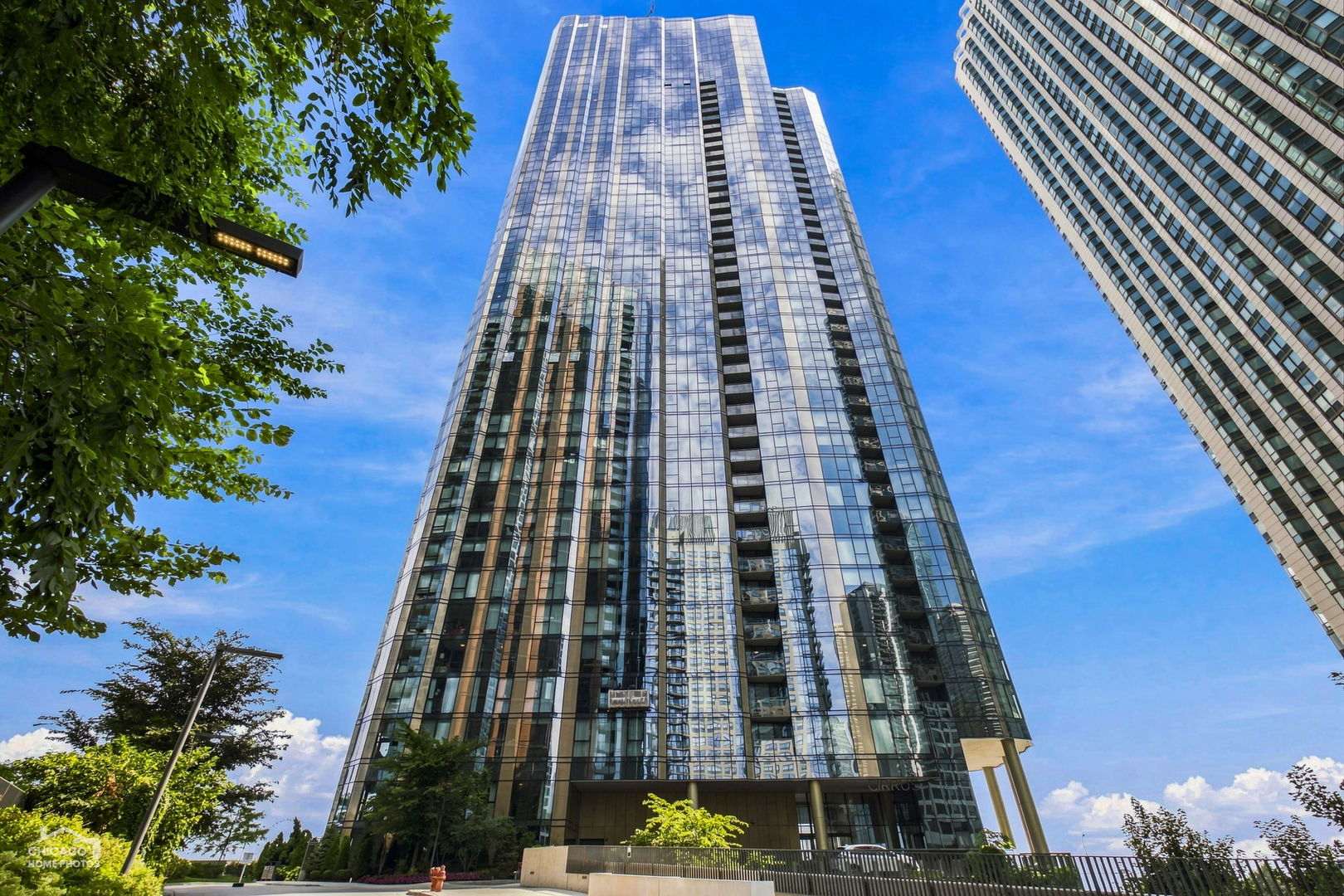 211 N Harbor Drive 3803 — photo
