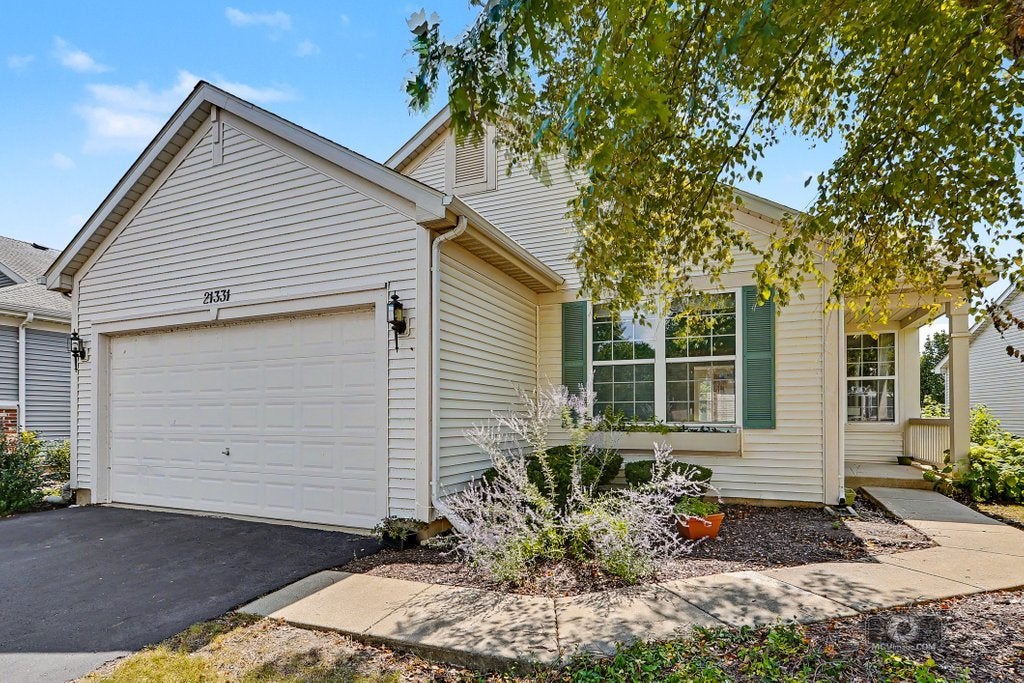 21331 Windsor Lake Lane — photo