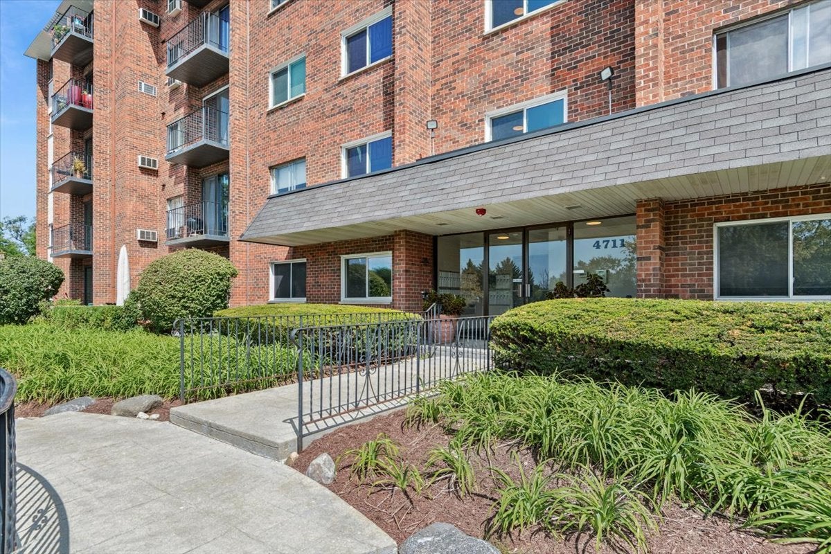 4711 Saint Joseph Creek Road 2G — photo