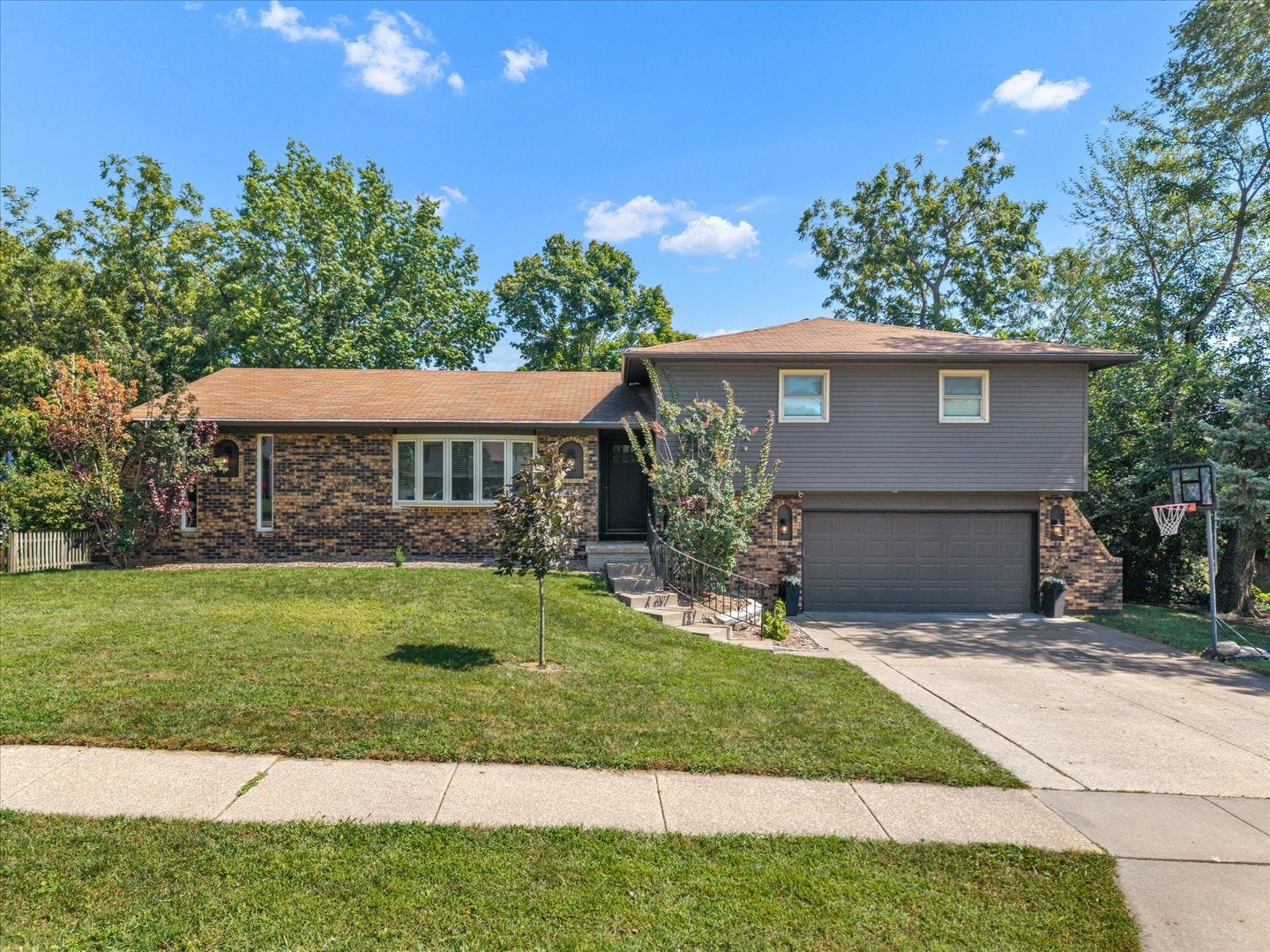 4105 Rolling Hills Drive — photo