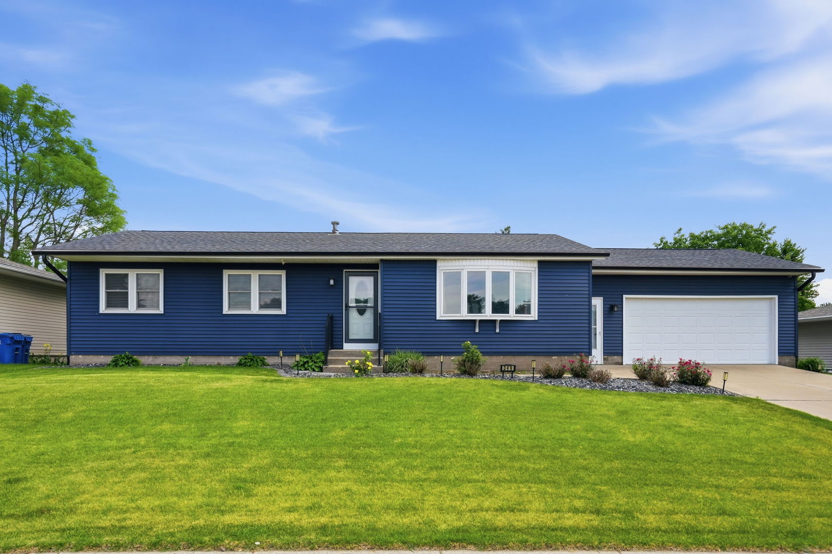 349 W Cedar Lane — photo