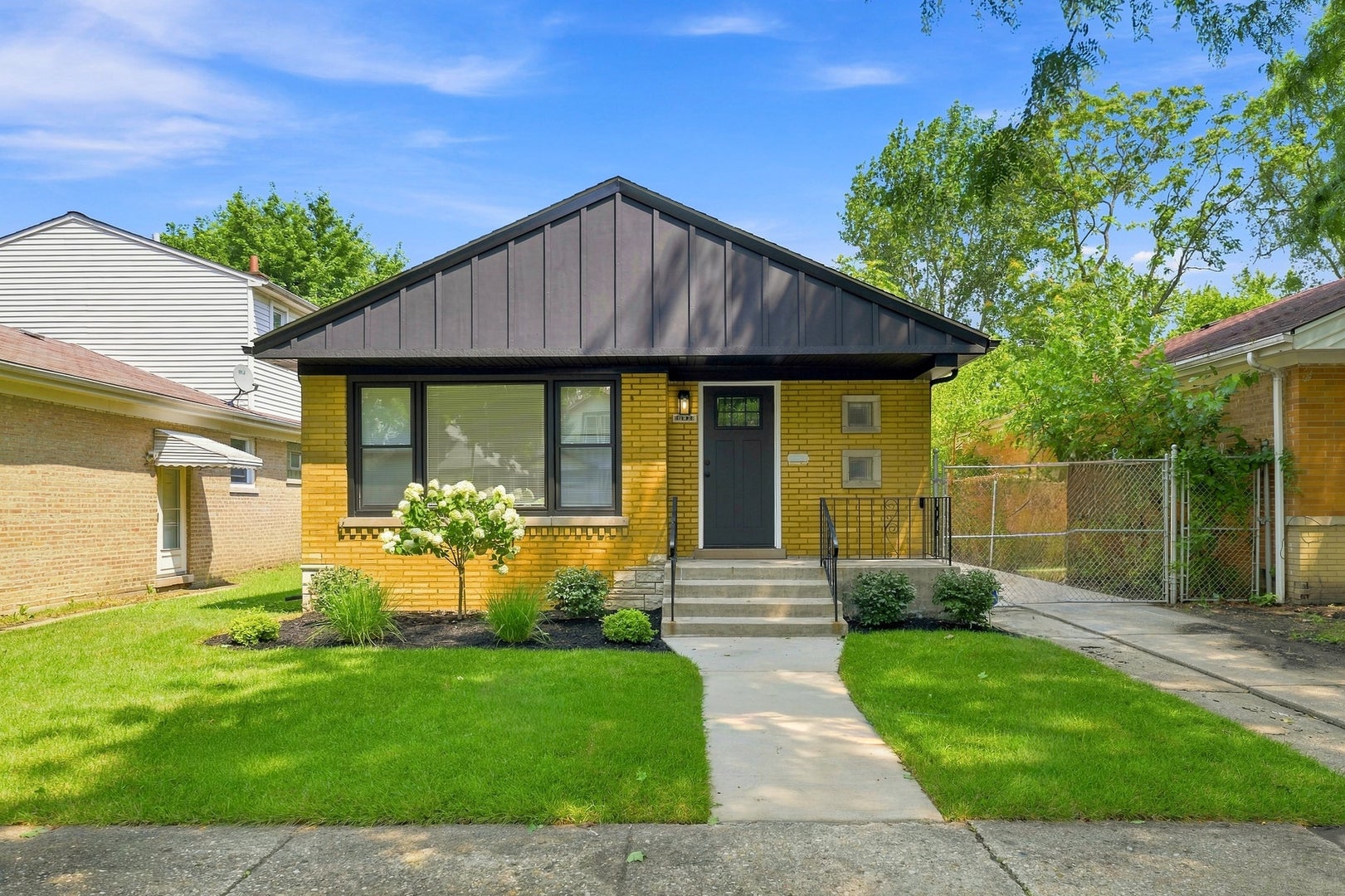 10933 S Eggleston Avenue — photo