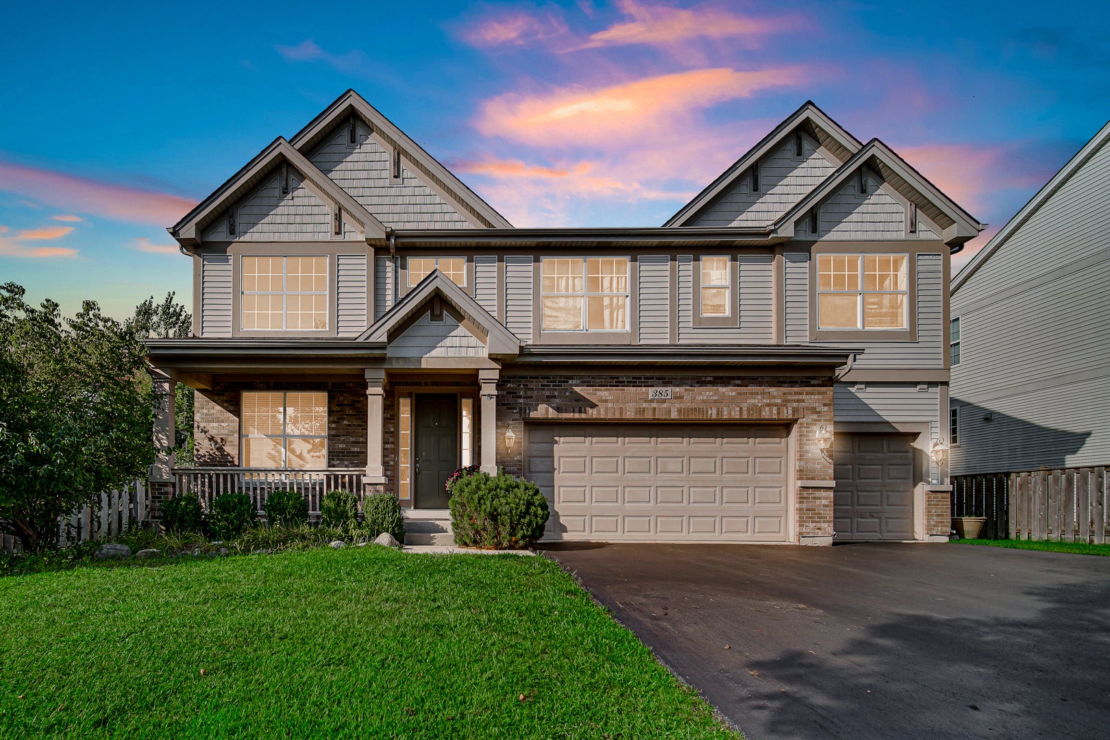 385 Post Oak Circle — photo