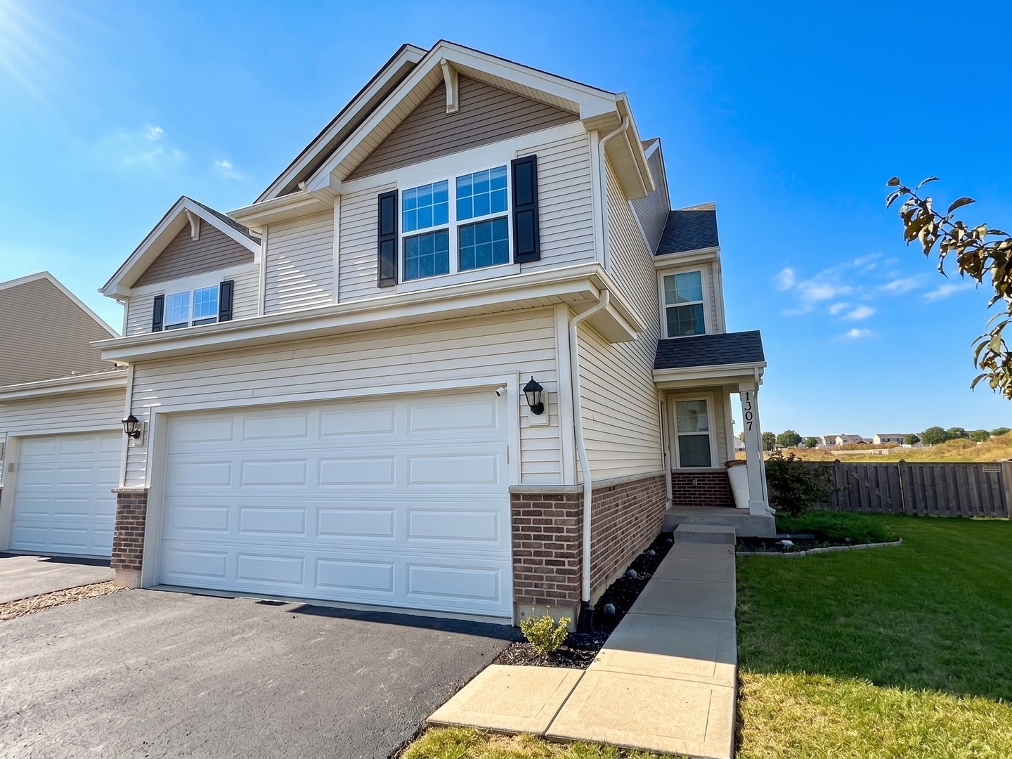 1307 Fawnlily Circle — photo