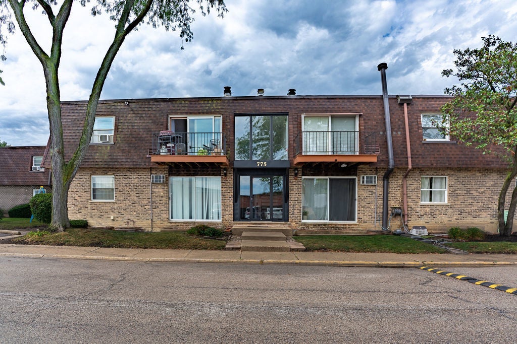 775 Grove Drive 207 — photo