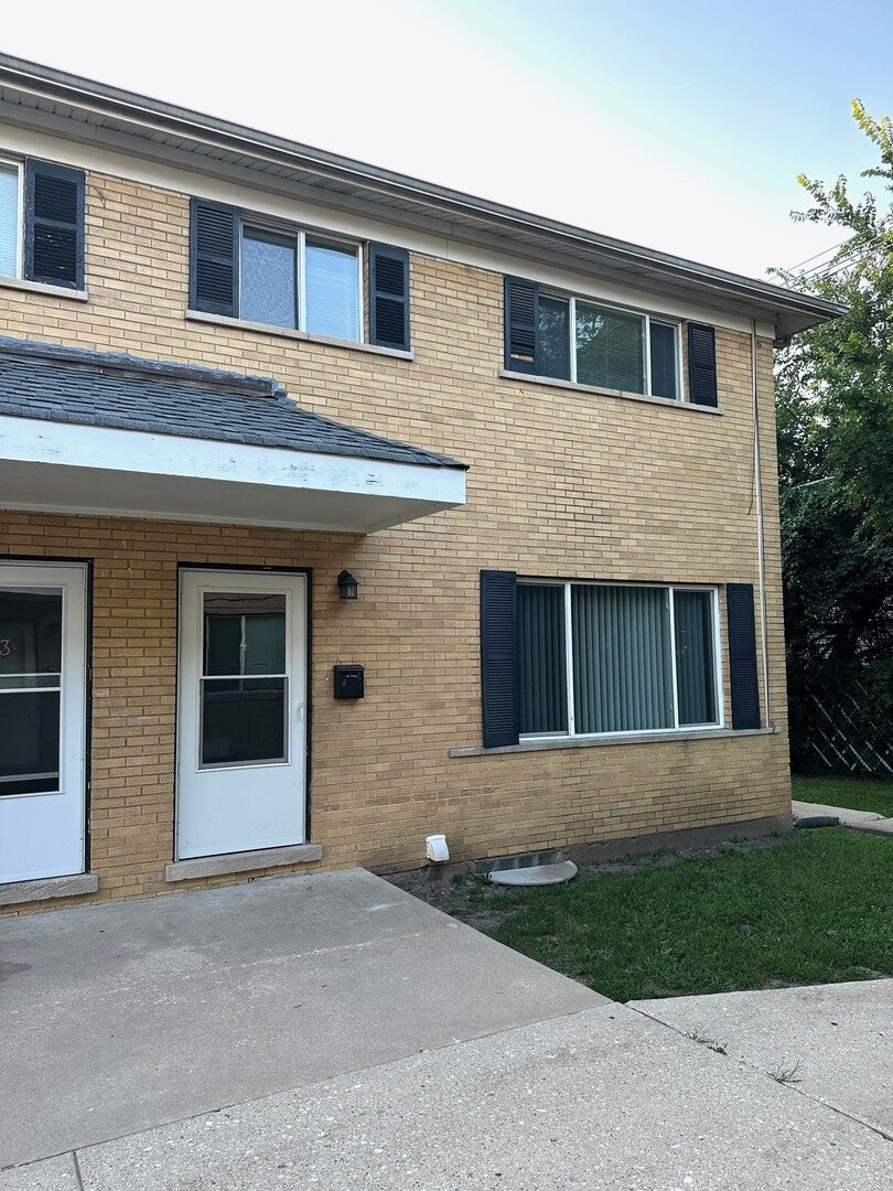 1719 E Roosevelt Road 4 — photo