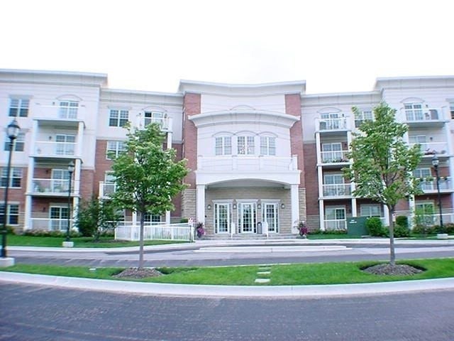 601 W Rand Road 108 — photo