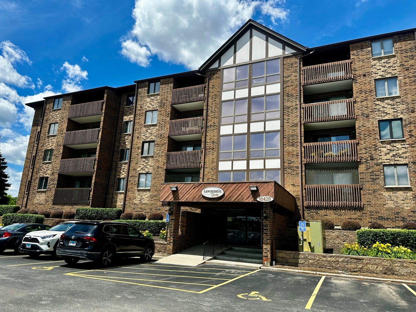 10420 Circle Drive 48B — photo