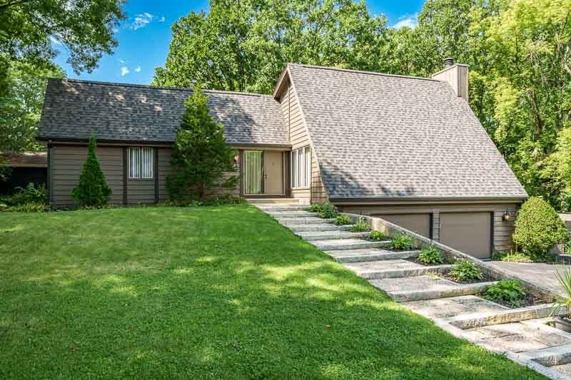 2252 Jonquil Place — photo