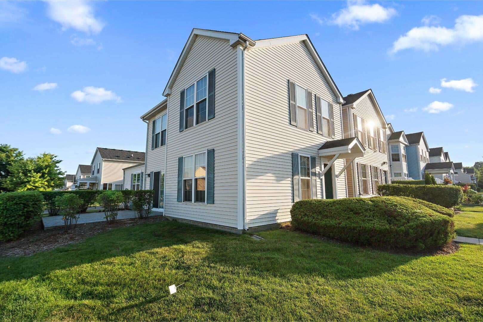 1651 Linden Park Lane — photo