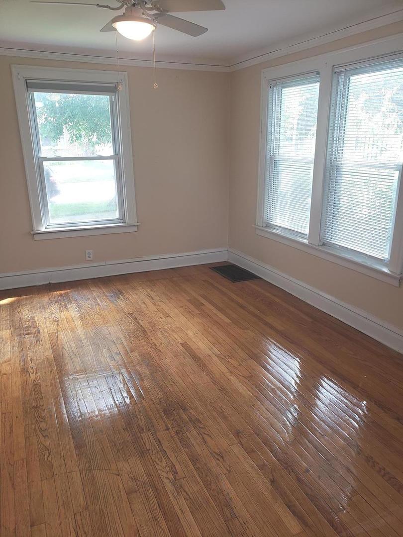 Home in Blue Island, IL 60406 — photo 3