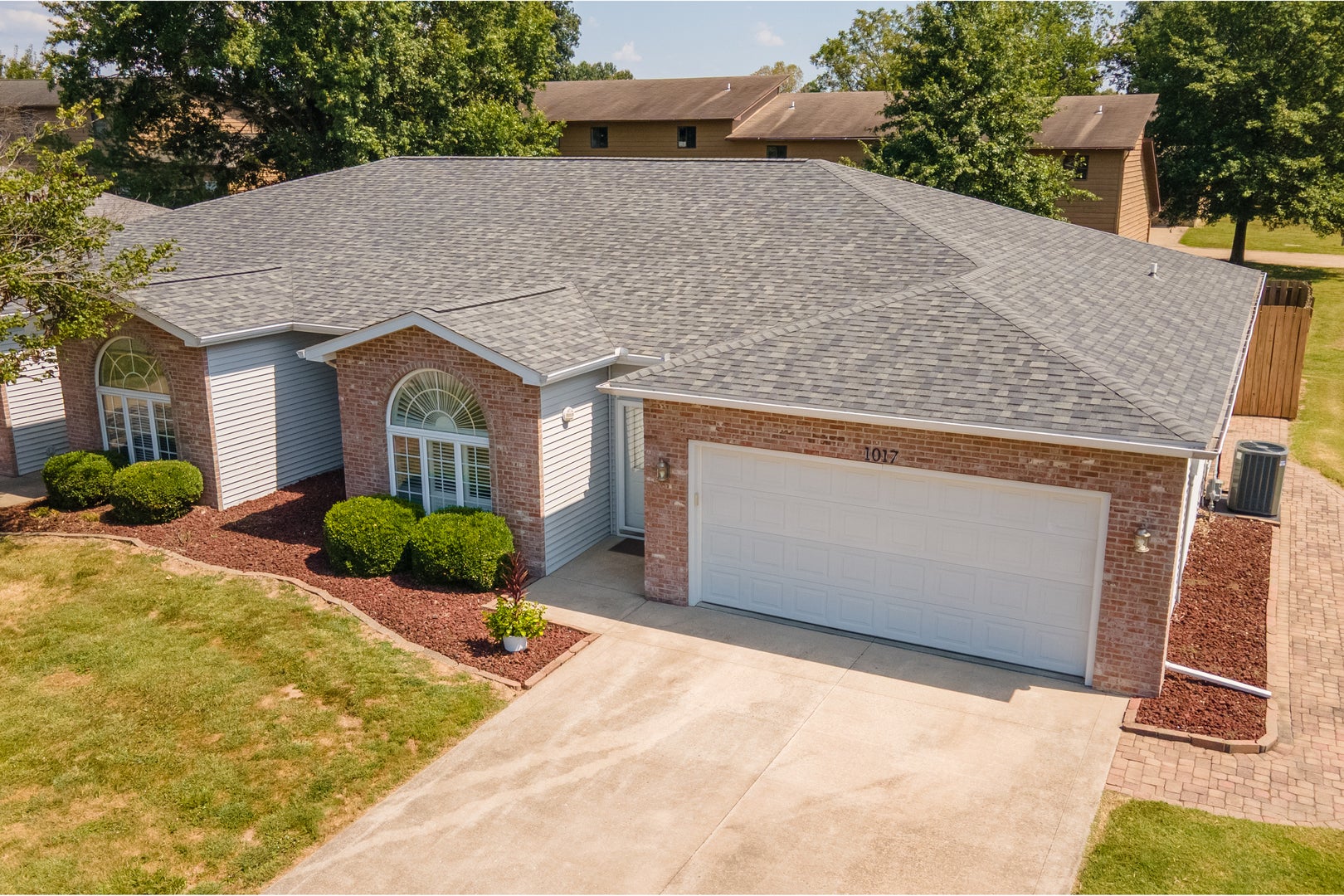 1017 Villa Court — photo