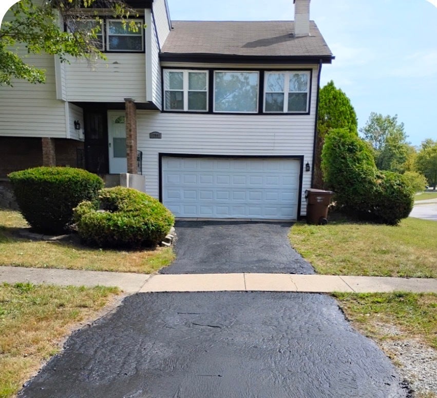 17909 Chartres Court — photo