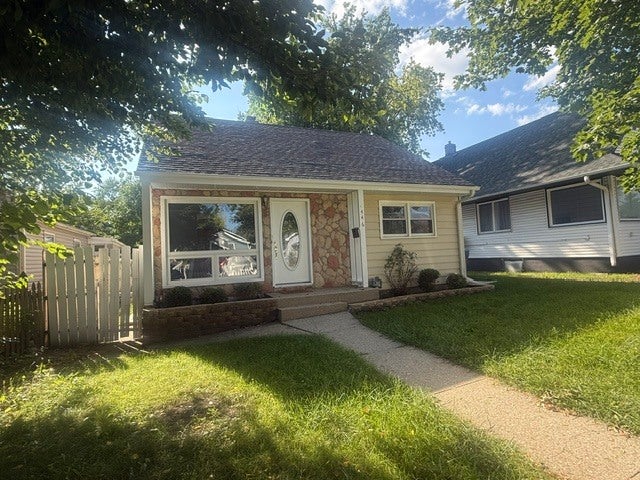 446 Washington Park — photo