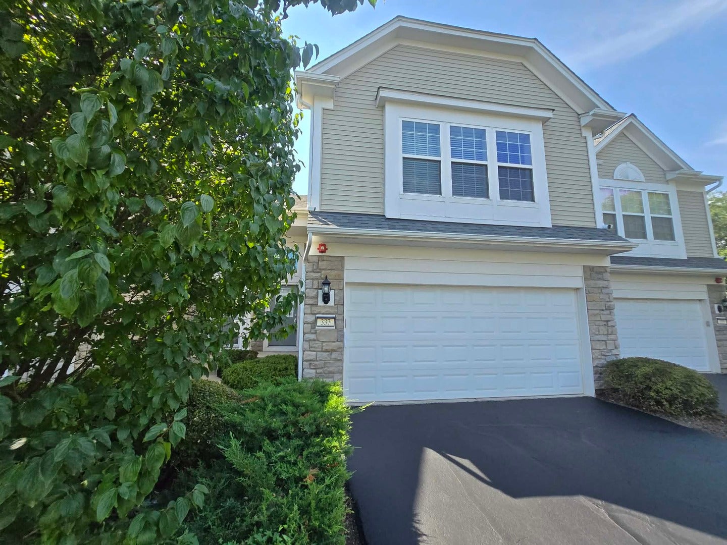 337 Devoe Drive 337 — photo