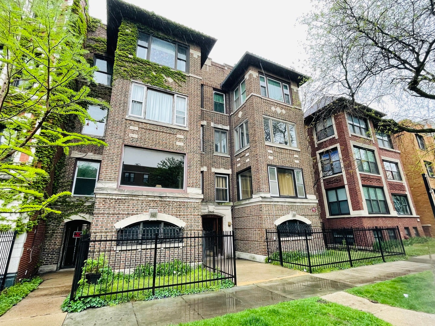 5117 S University Avenue 2B — photo