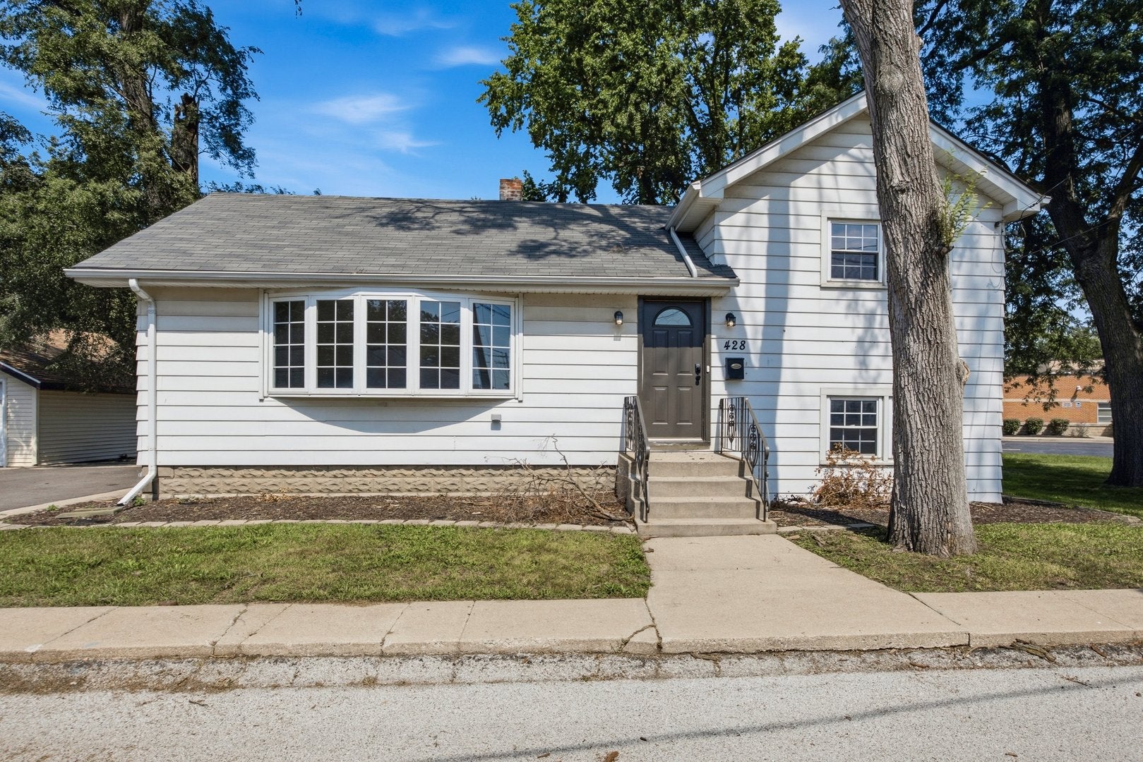 428 E 156th Place — photo
