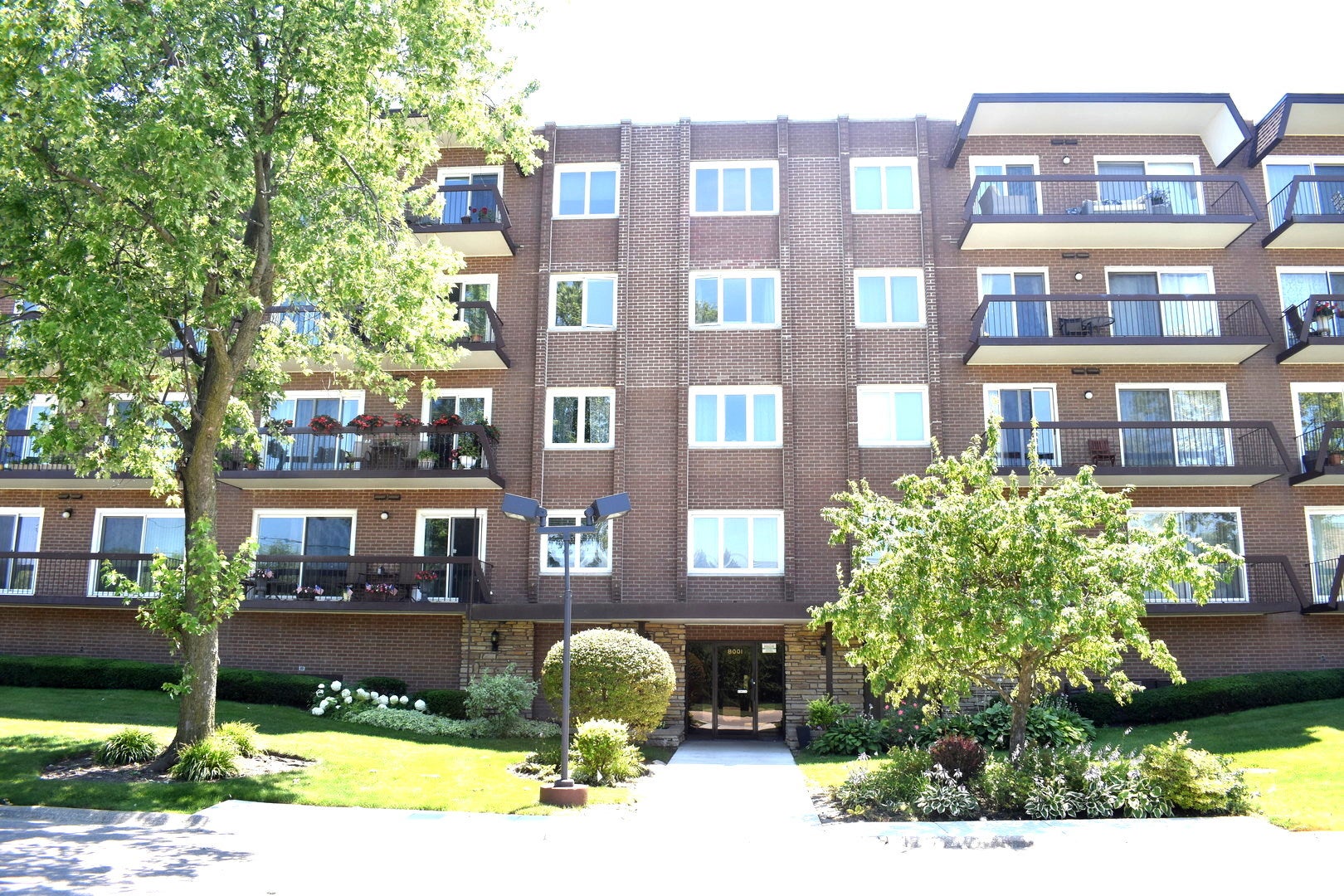 8001 W Courte Drive 310 — photo