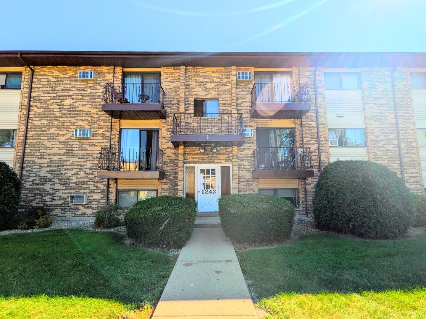 1243 Brown Street 2G — photo