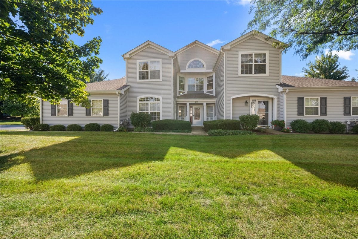 413 Cascade Lane 413 — photo