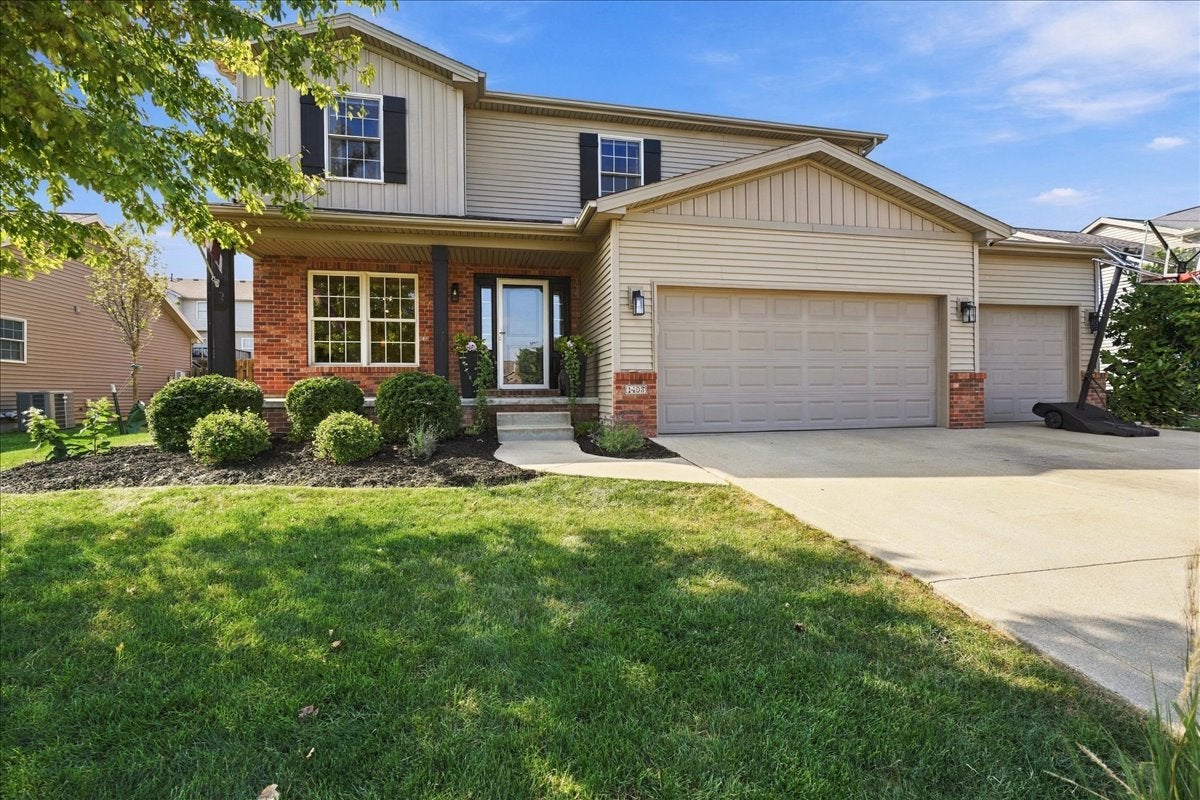 1403 Kickapoo Creek Road — photo