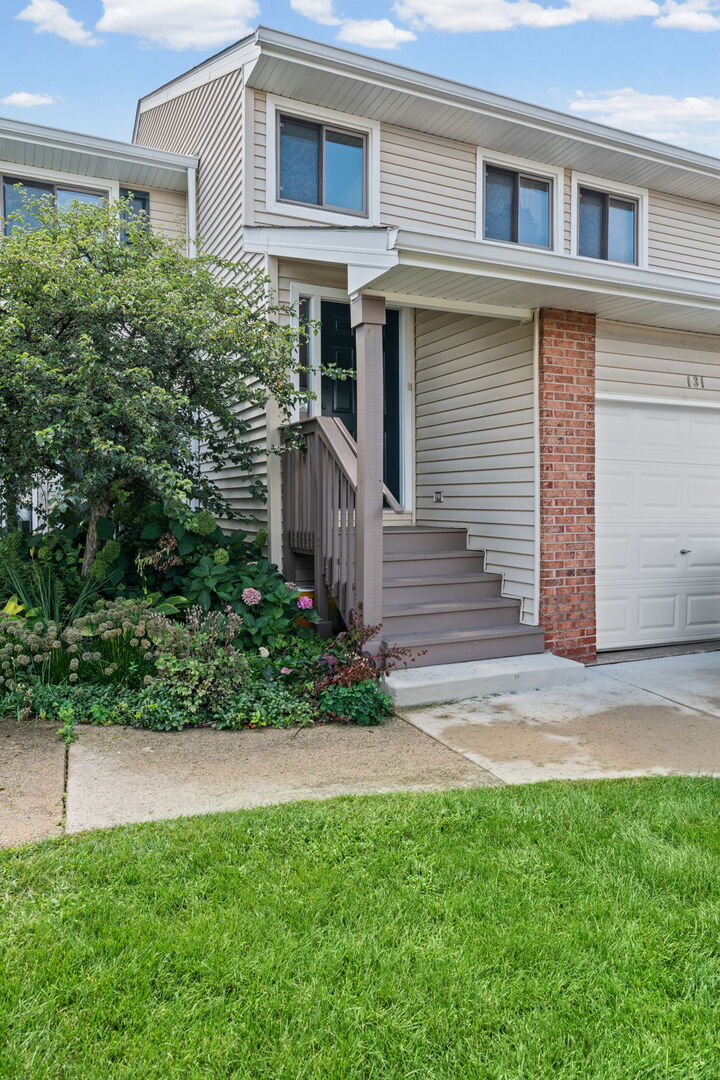 133 Autumn Court 133 — photo