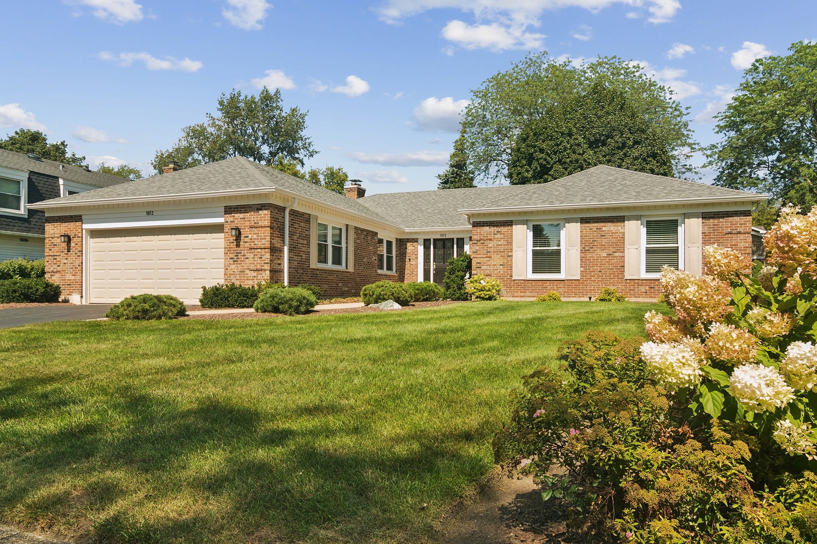 1012 W Mallard Drive — photo