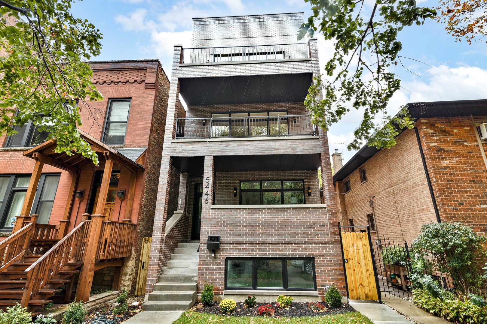 5446 S Kimbark Avenue 2 — photo