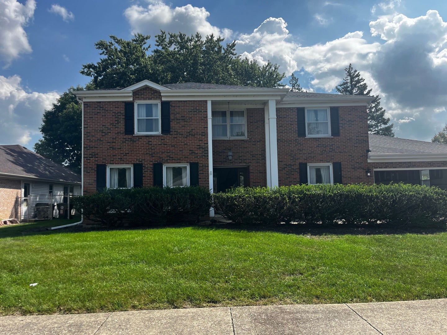 1609 Barry Lane — photo
