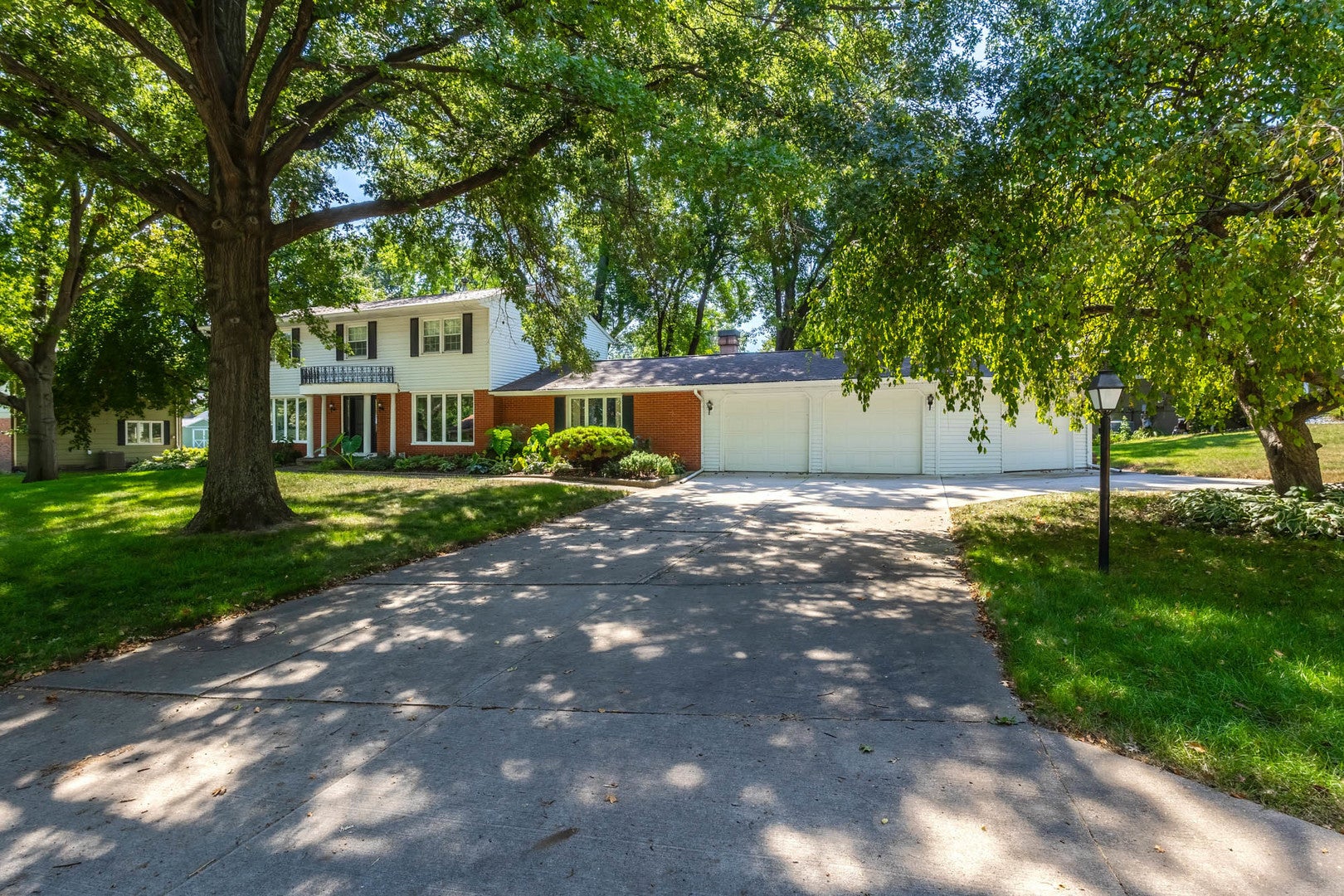 5079 Coachman Road — photo