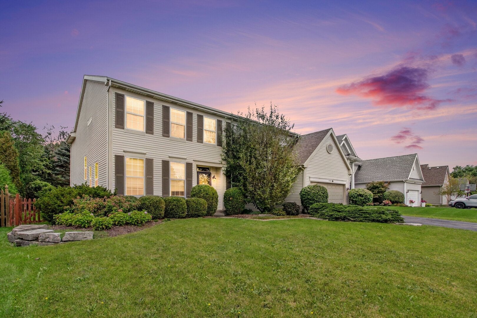1530 S Lancaster Lane — photo