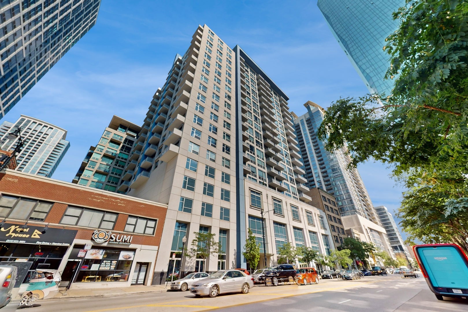 1305 S Michigan Avenue 1402 — photo