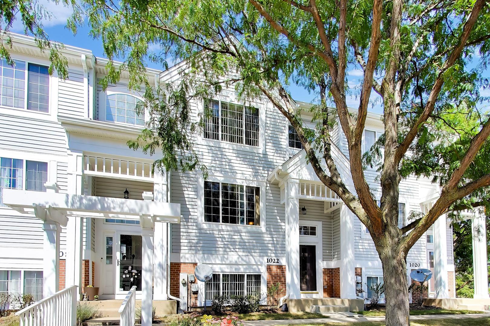 1022 Savoy Court — photo