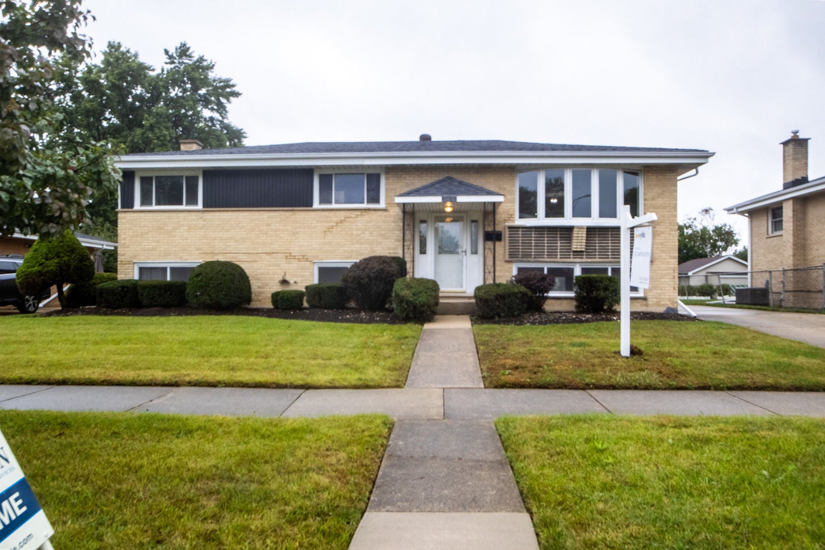 565 Arlene Drive — photo