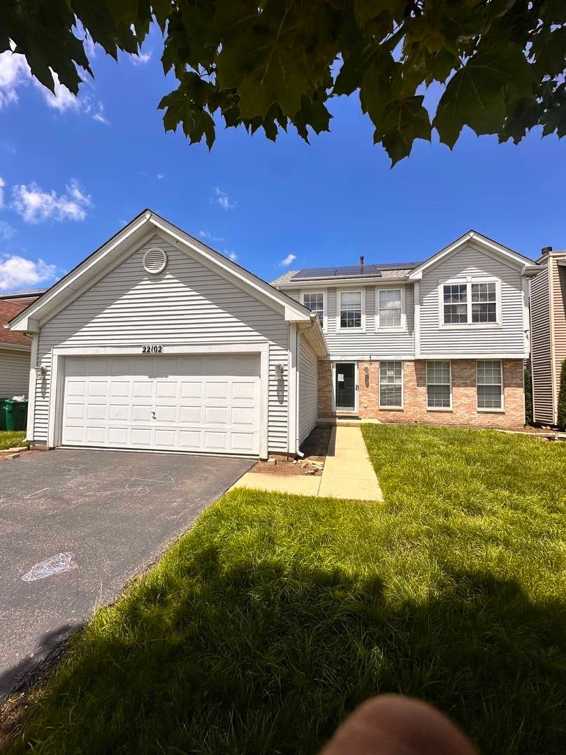 22102 W Plymouth Circle — photo