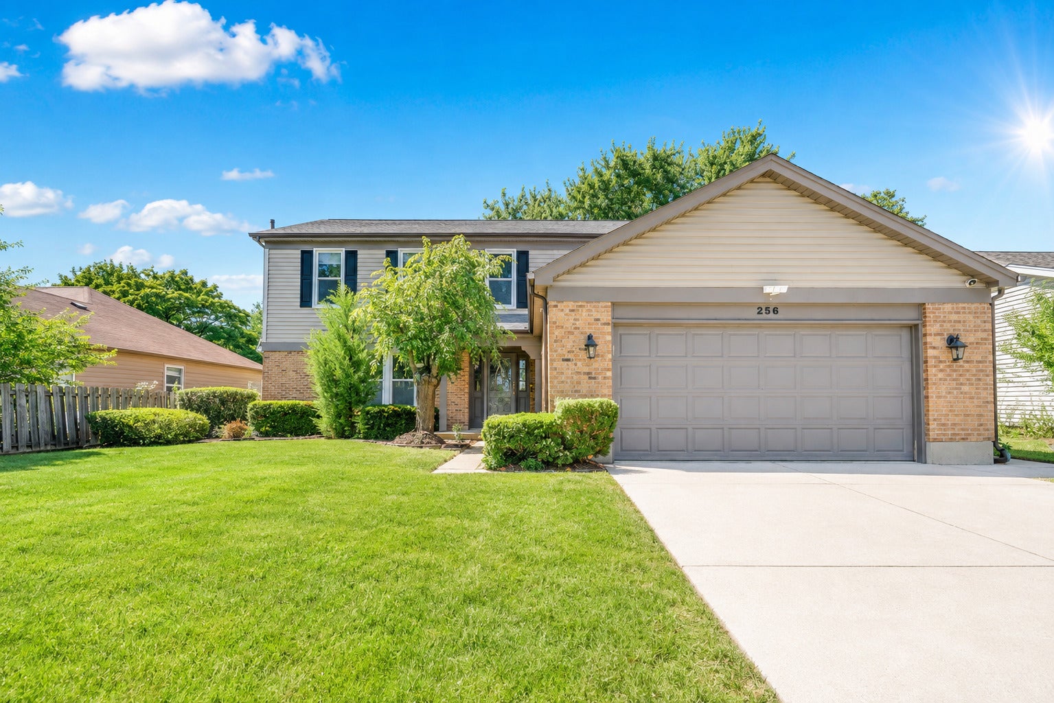 256 E Fox Hill Drive — photo