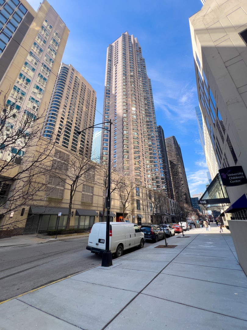 401 E Ontario Street 1609 — photo